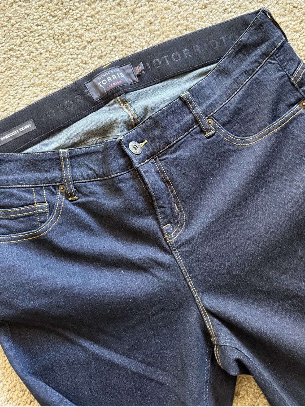 torrid bombshell skinny dark wash jeans